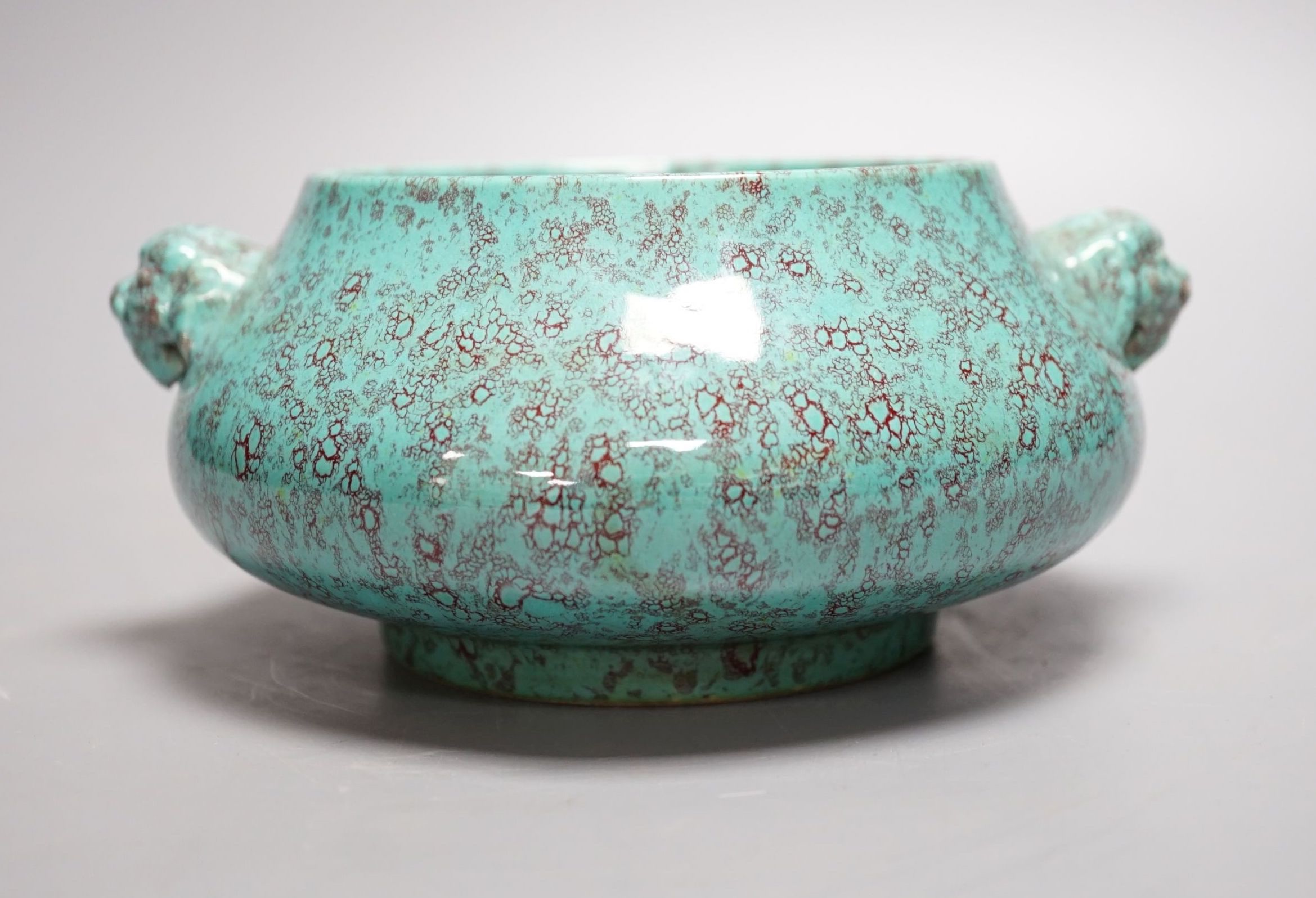 A Chinese ‘robin's nest’ glazed censer - 8cm high